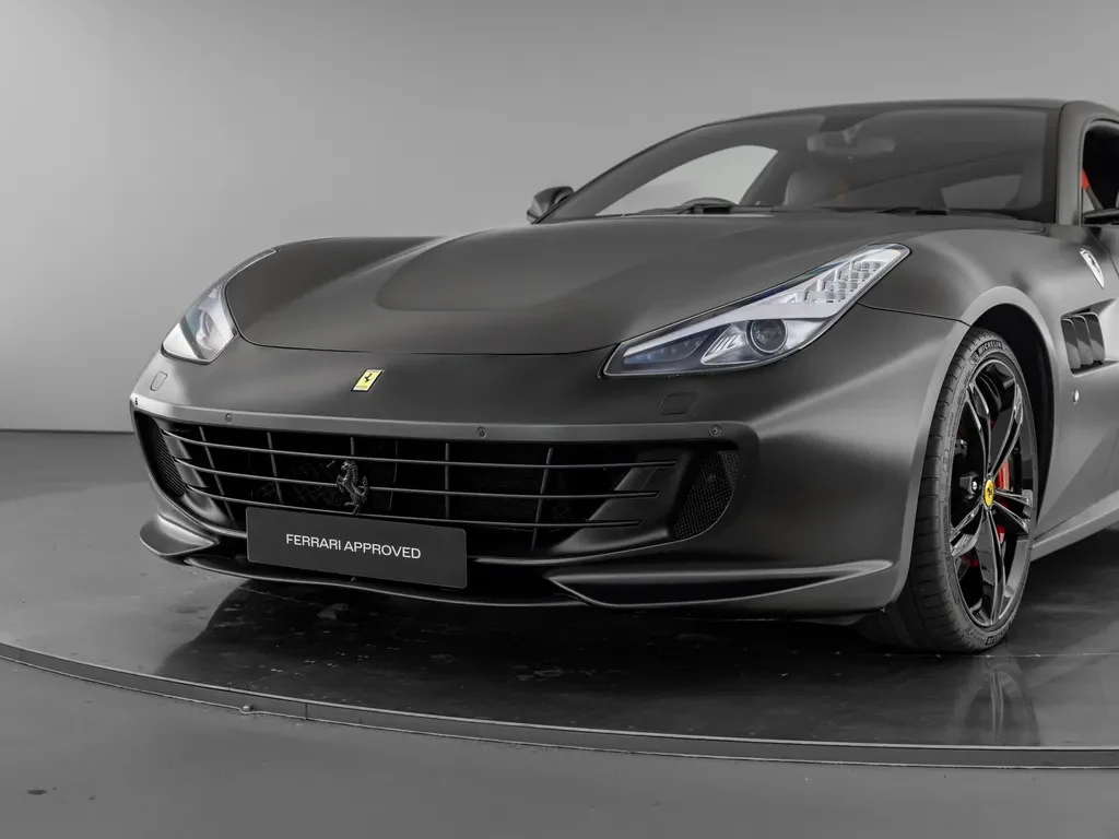 Ferrari GTC4Lusso, 10/10
