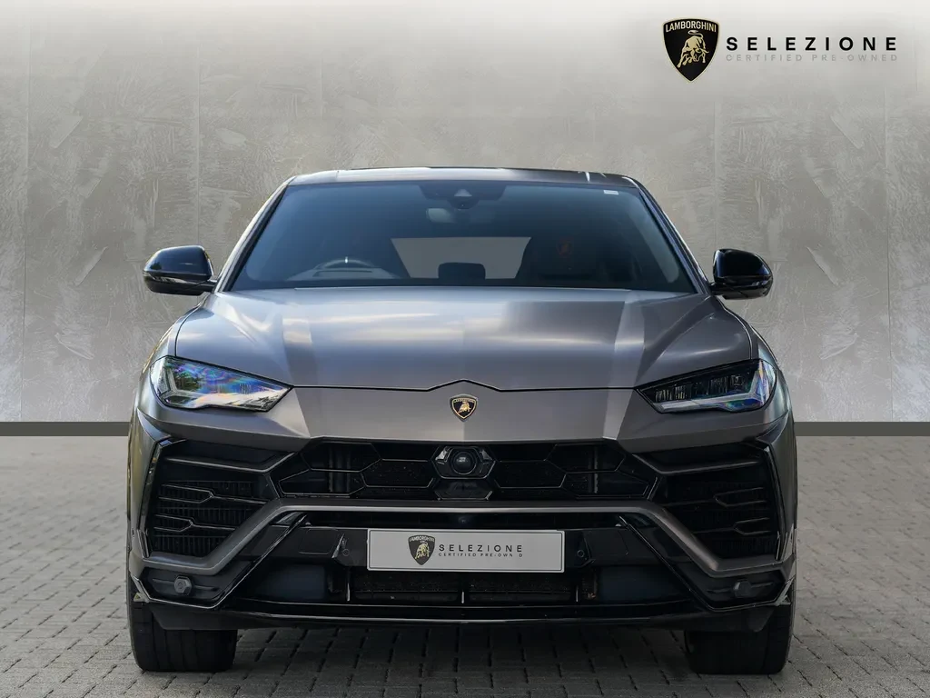 Lamborghini Urus, 5/10