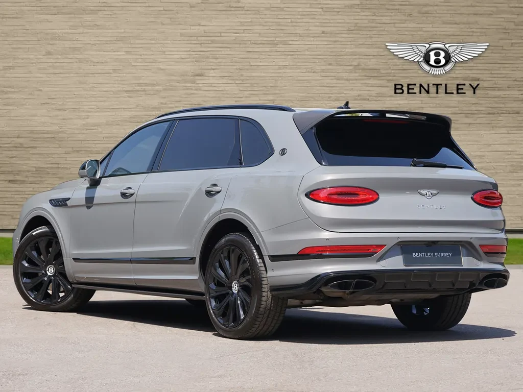 Bentley Bentayga, 3/10