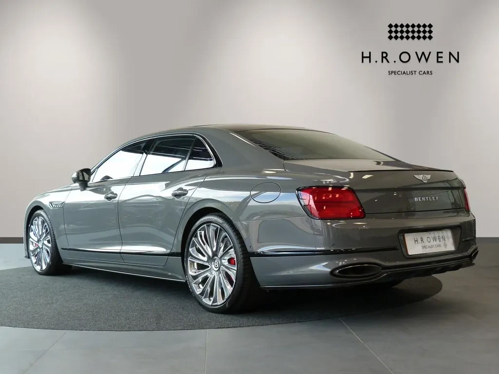 Bentley Flying Spur, 2/10