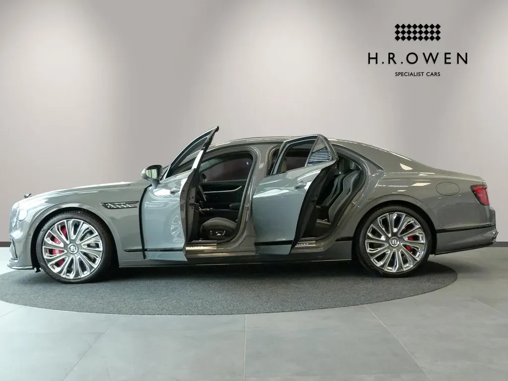 Bentley Flying Spur, 8/10