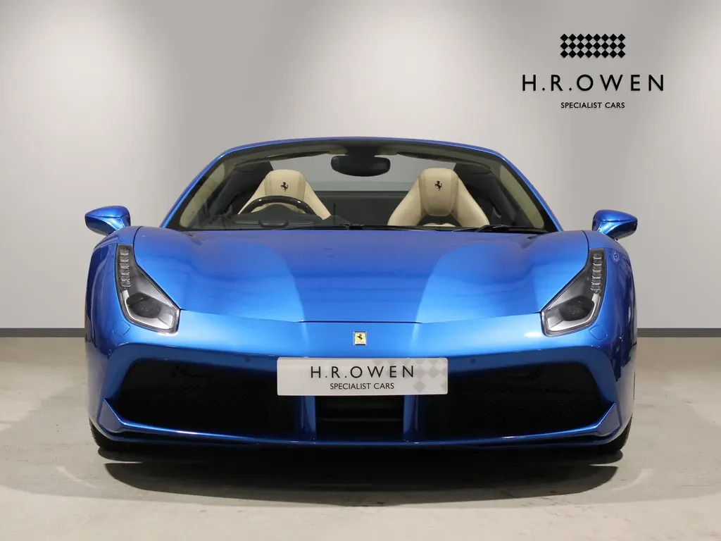 Ferrari 488 Spider, 7/10