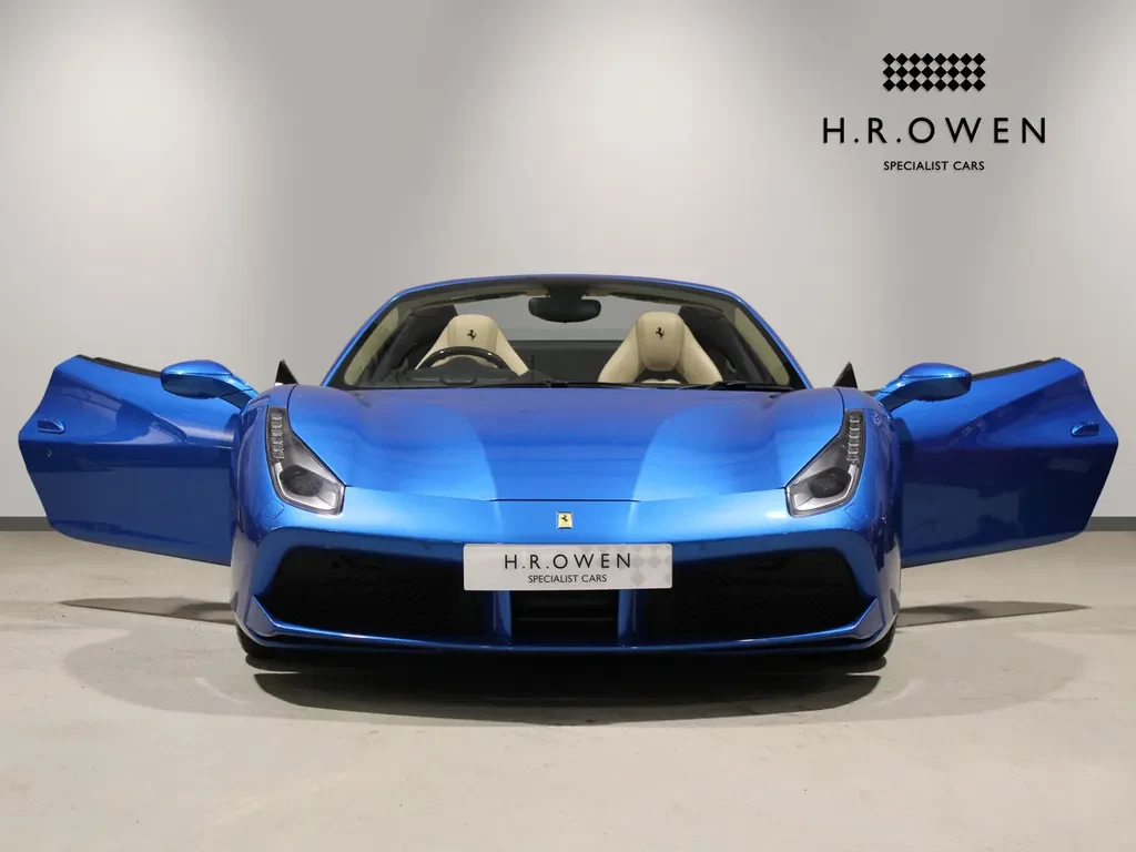 Ferrari 488 Spider, 8/10