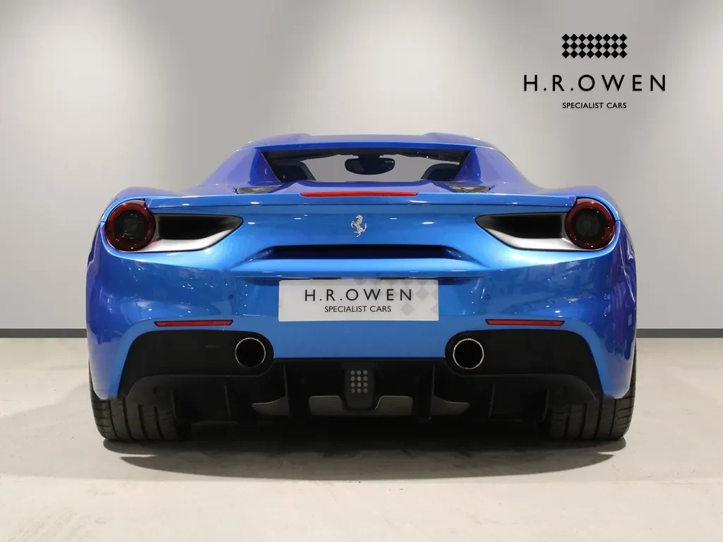 Ferrari 488 Spider, 9/10
