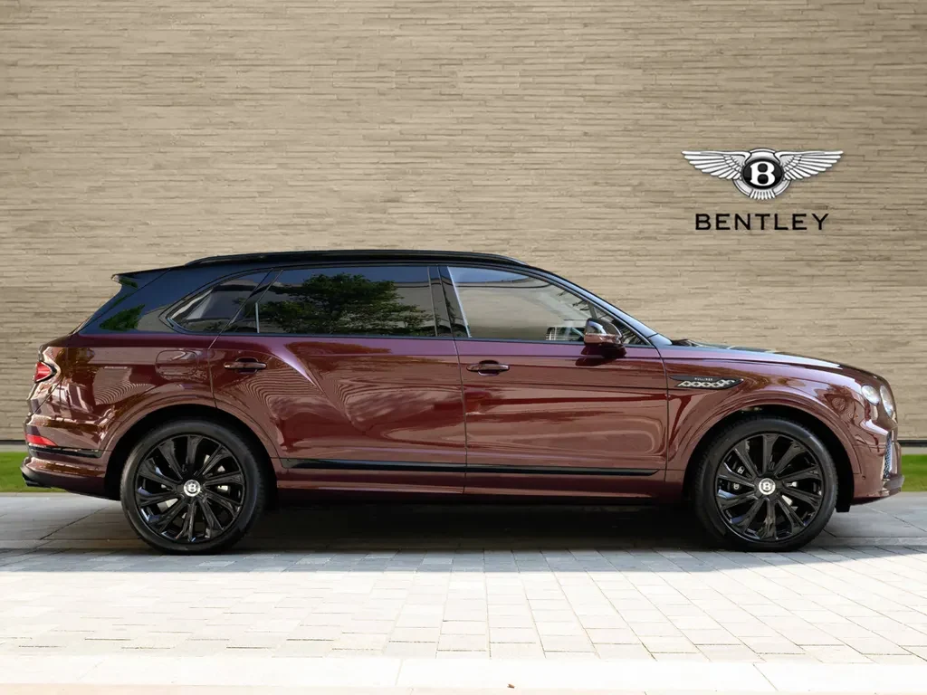 Bentley Bentayga, 5/10