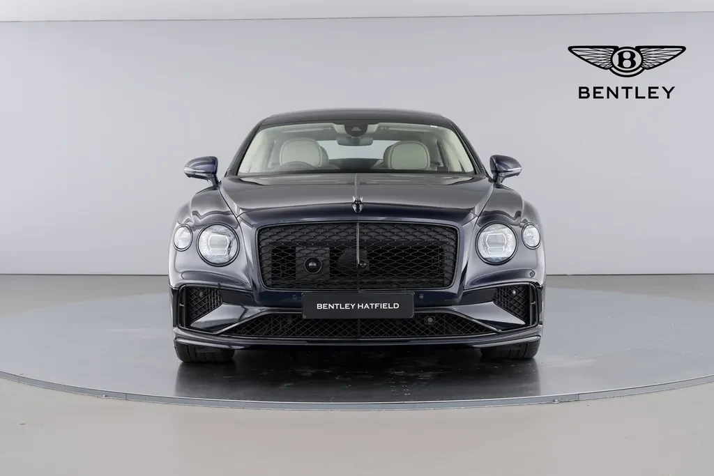 Bentley Flying Spur, 3/10