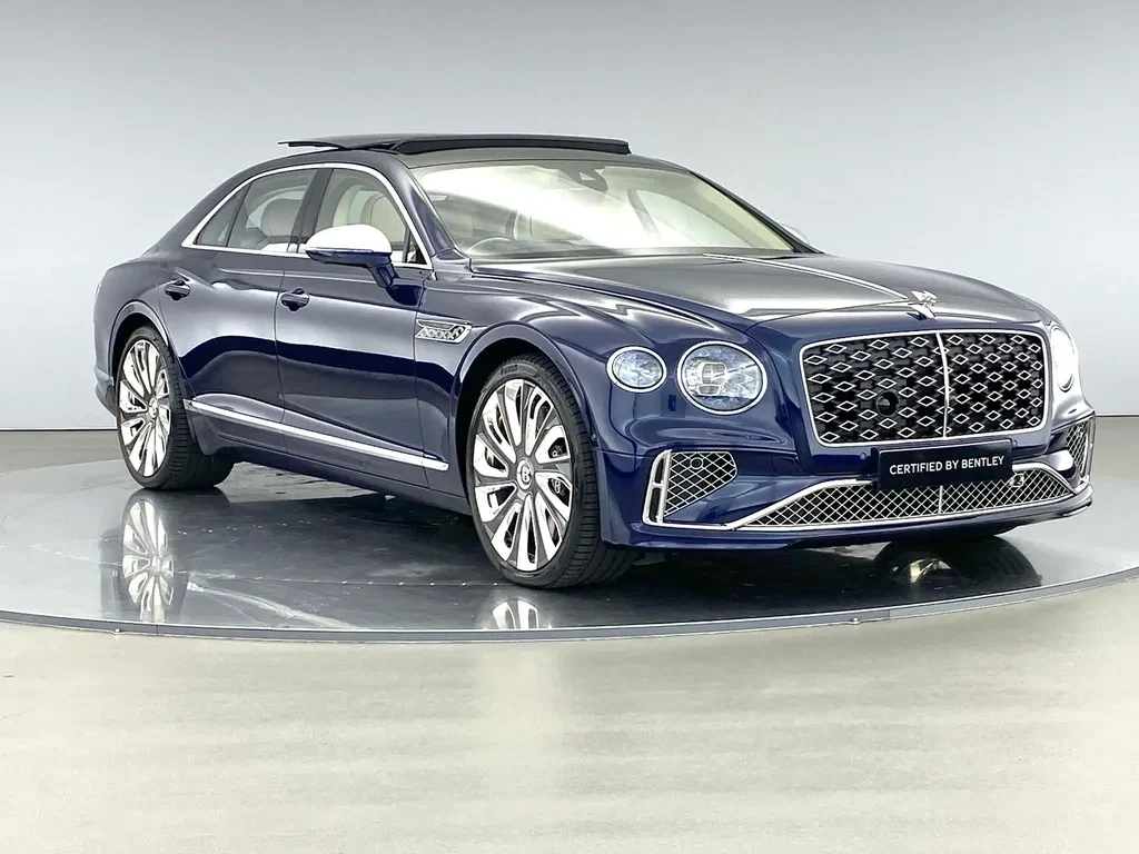 Bentley Flying Spur, full-car front three-quarter view.