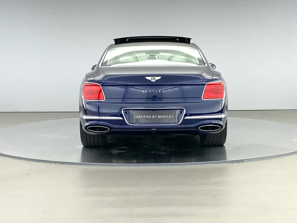 Bentley Flying Spur, 6/10