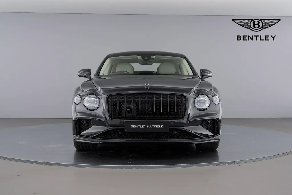 Bentley Flying Spur, 2/10