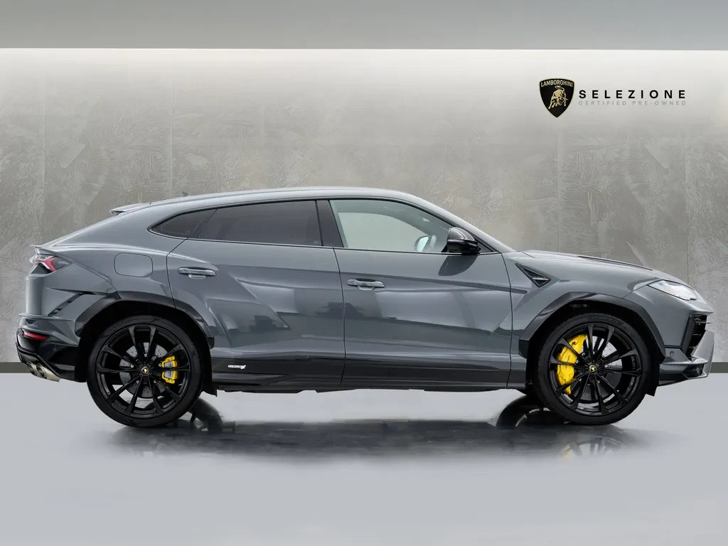 Lamborghini Urus S, 2/10