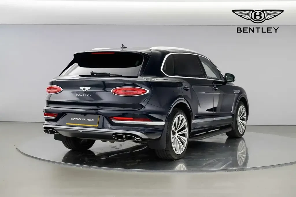 Bentley Bentayga, 4/10