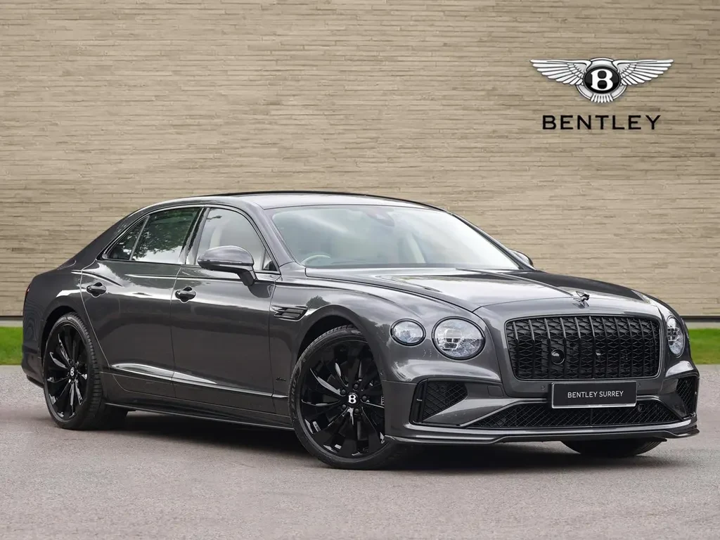 Bentley Flying Spur, full-car front three-quarter view.
