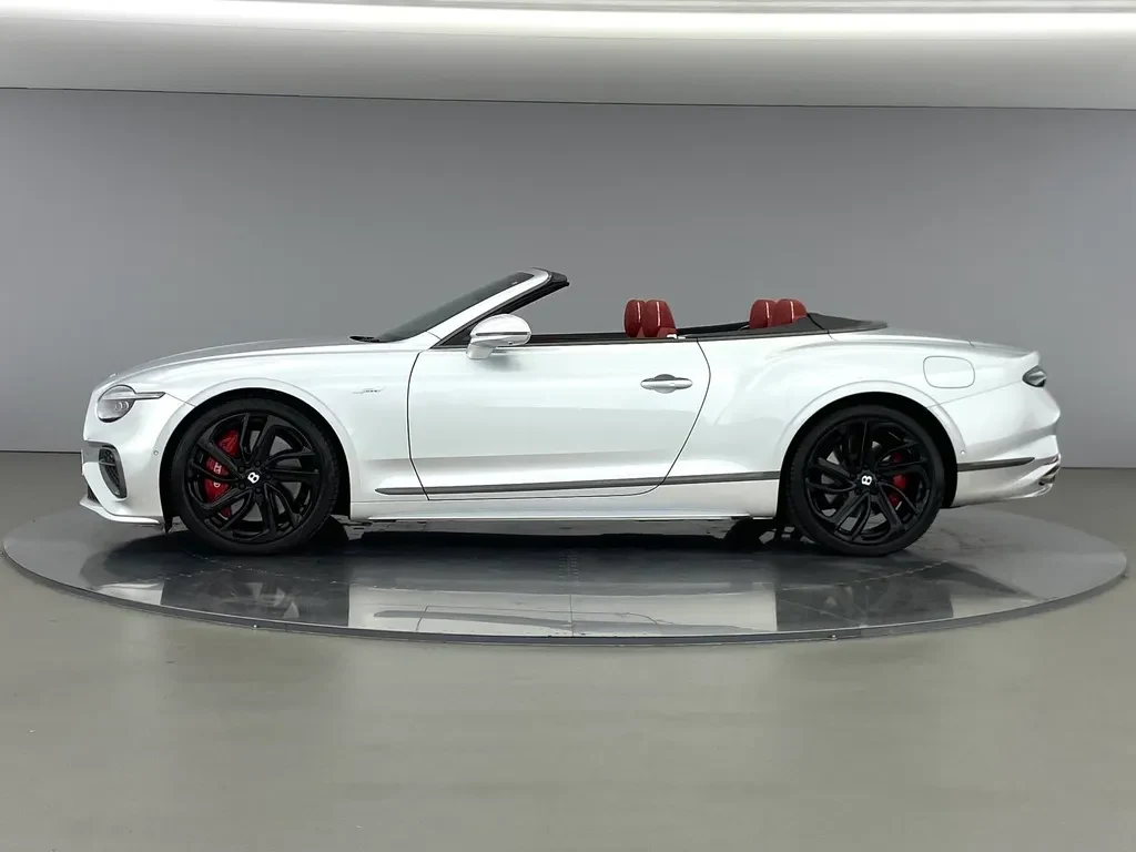 Bentley Continental GTC, 9/10