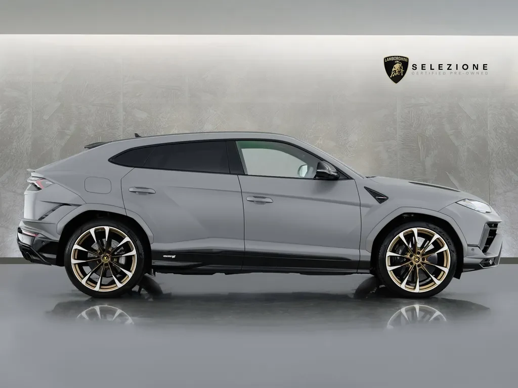 Lamborghini Urus S, 2/10