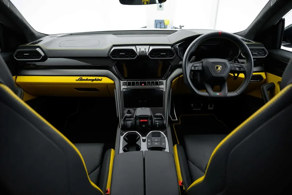 Lamborghini Urus S, 10/10