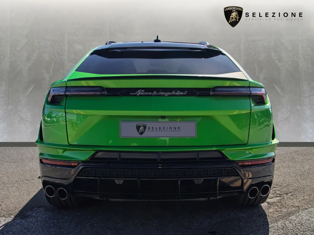 Lamborghini Urus, 5/10