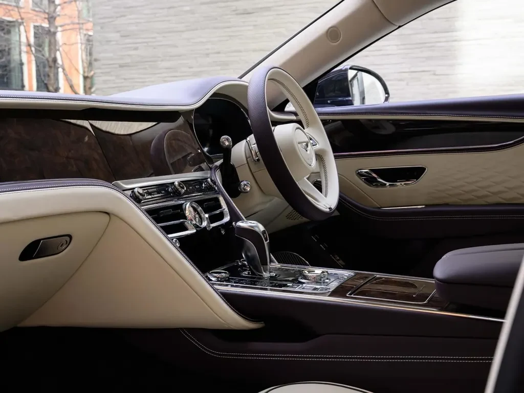 Bentley Flying Spur, 8/10