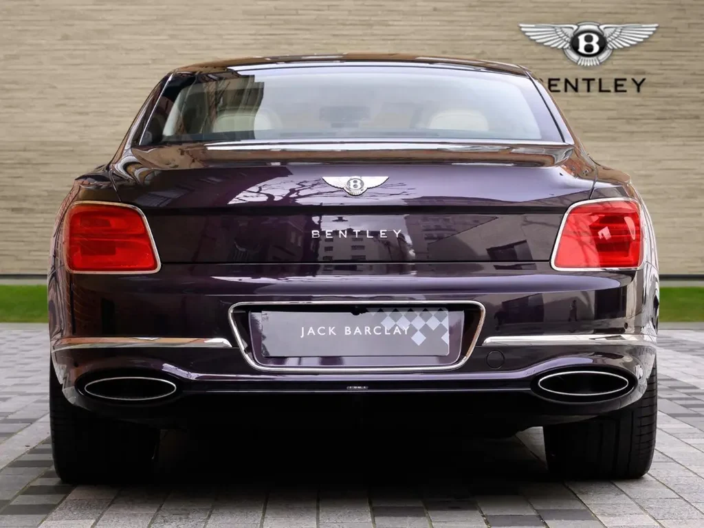 Bentley Flying Spur, 9/10