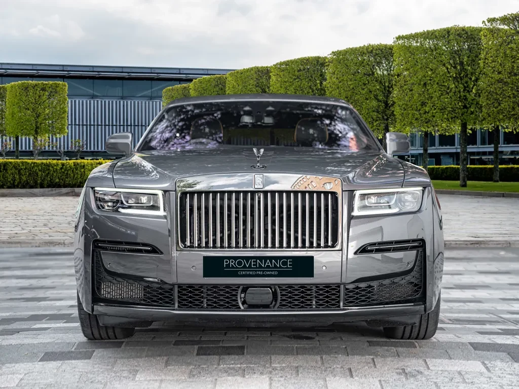 Rolls-Royce Ghost, 6/10