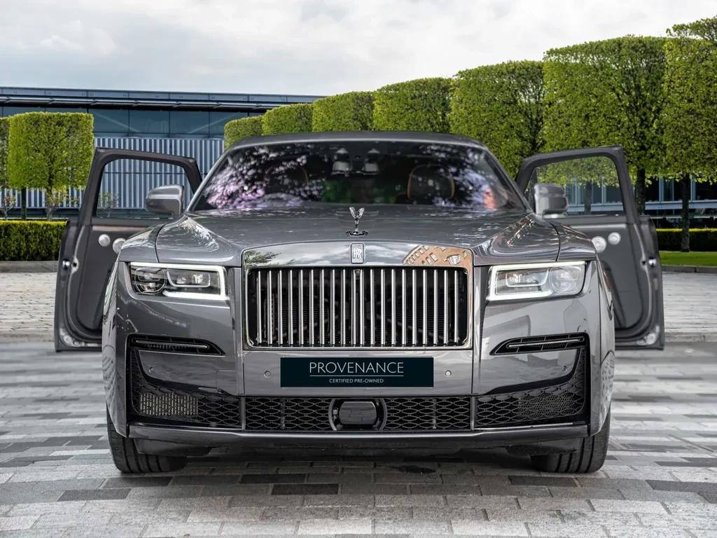 Rolls-Royce Ghost, 8/10