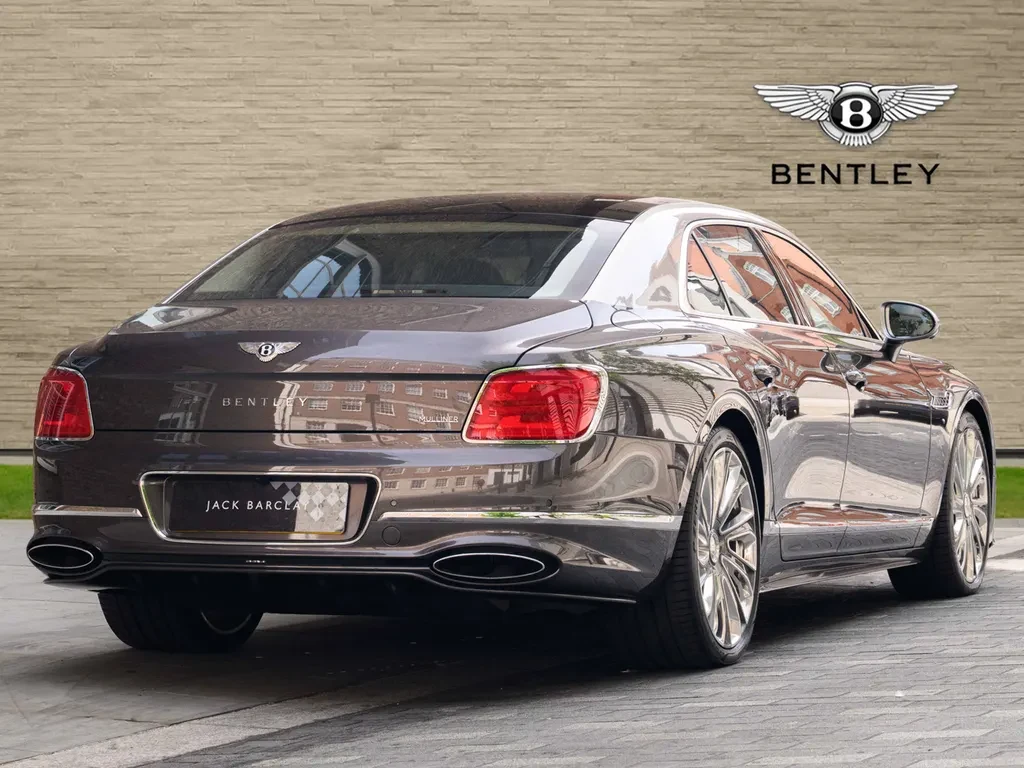 Bentley Flying Spur, 3/10