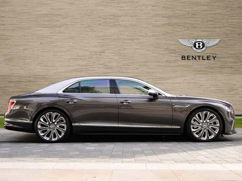 Bentley Flying Spur, 5/10