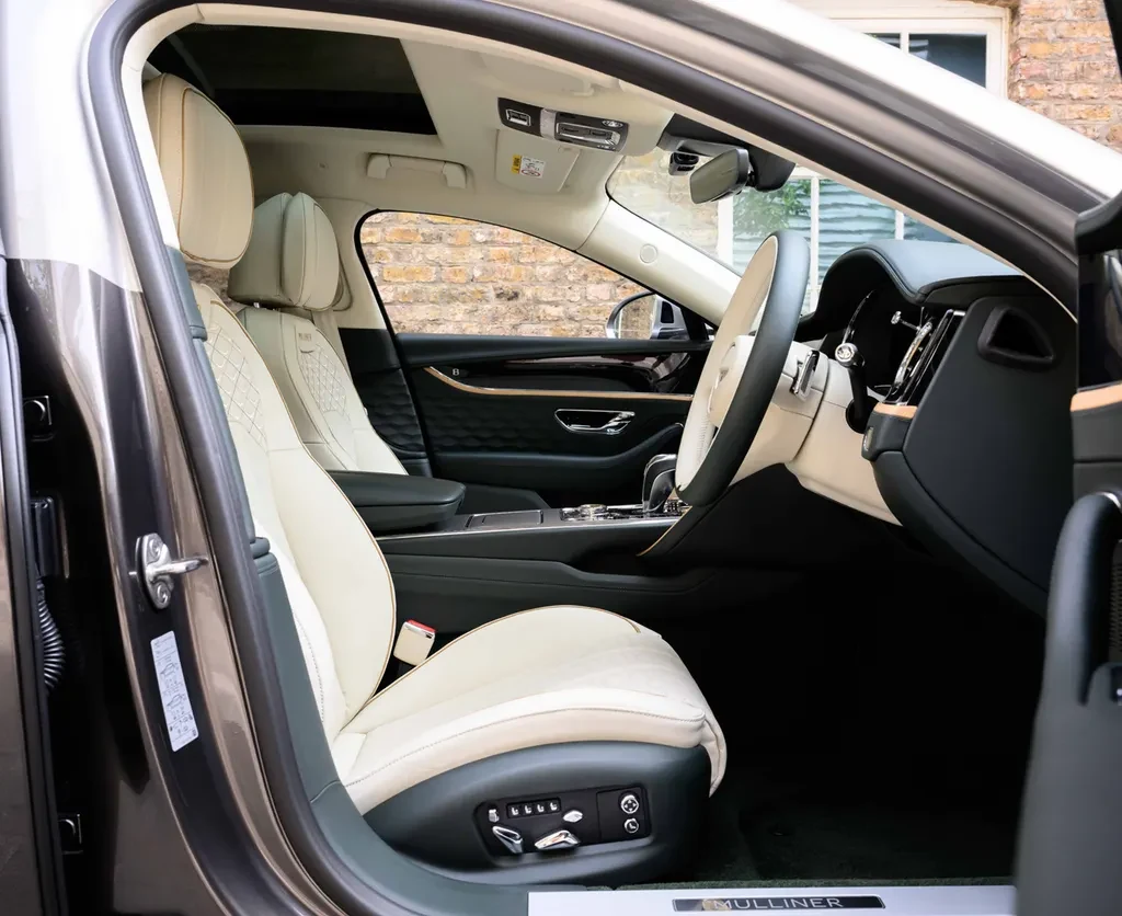 Bentley Flying Spur, 7/10