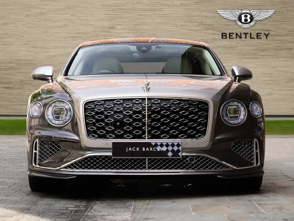 Bentley Flying Spur, 9/10