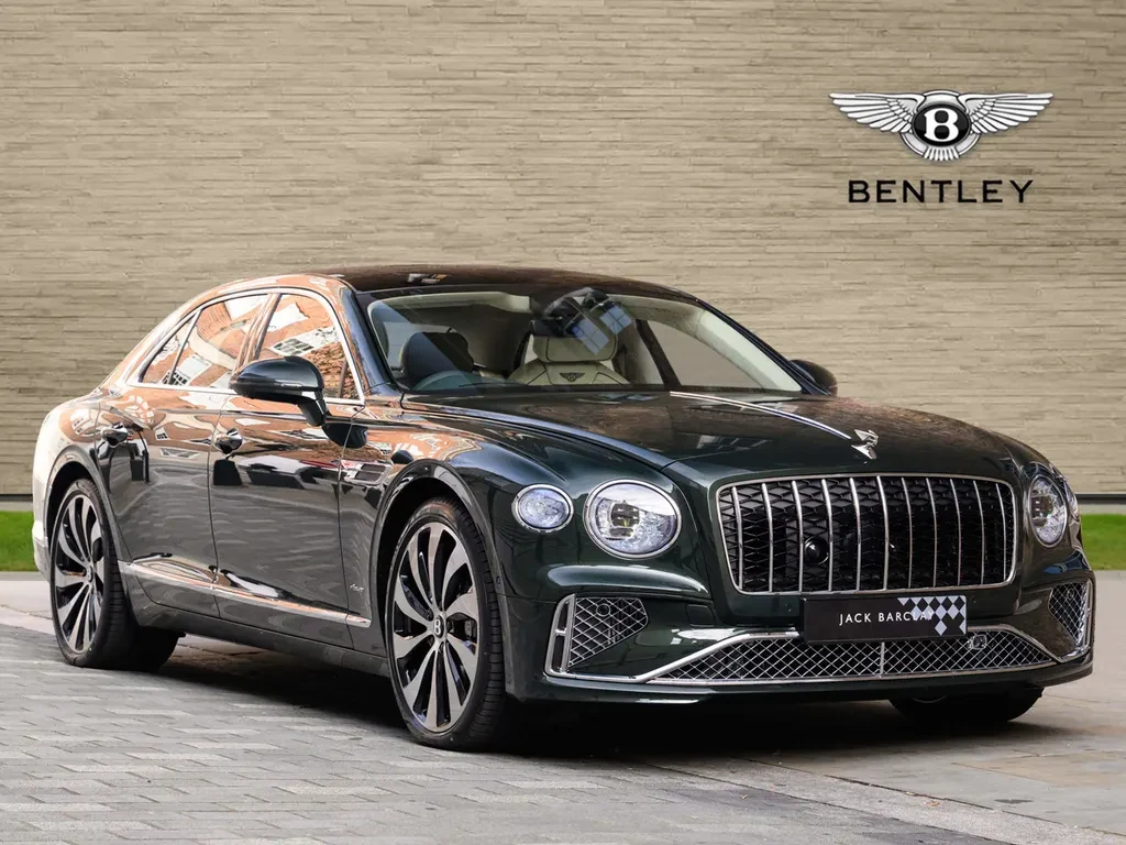 Bentley Flying Spur, full-car front three-quarter view.