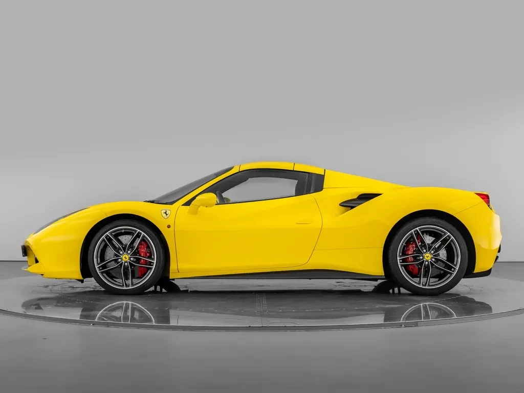 Ferrari 488 Spider, 10/10