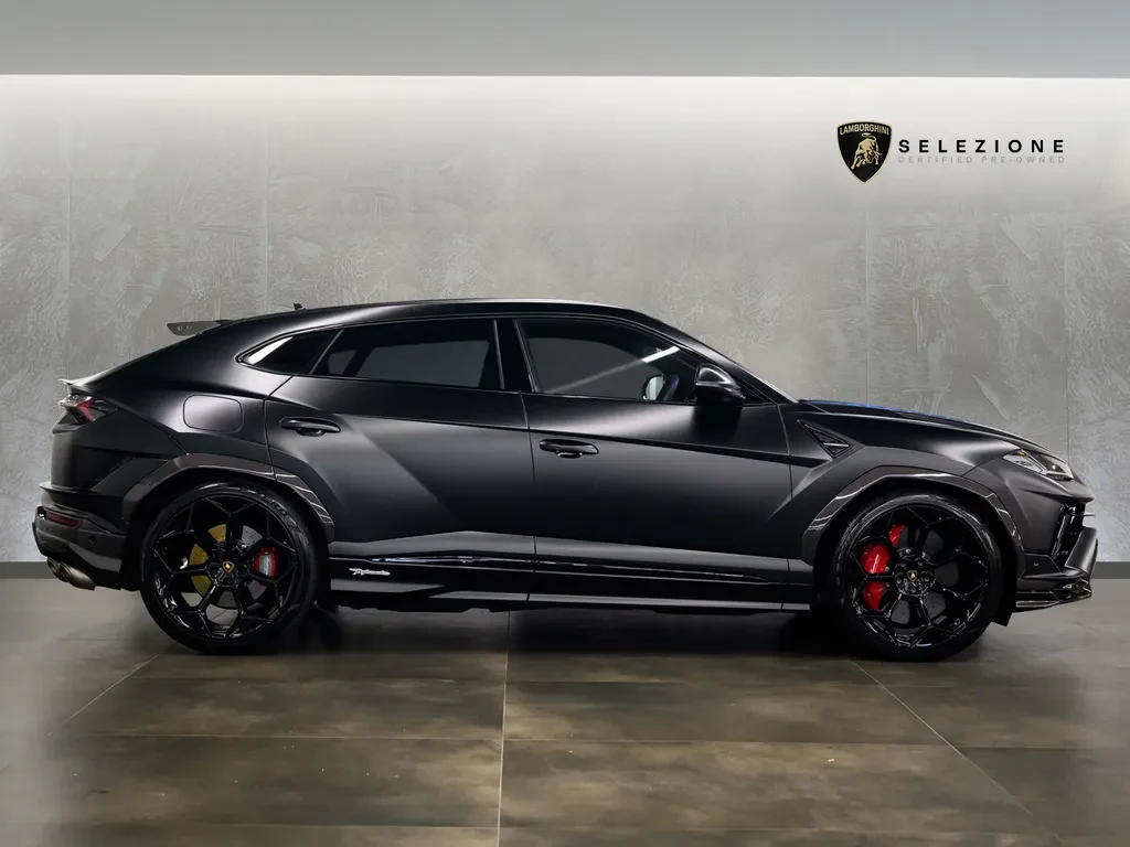 Lamborghini Urus Performante, 2/10