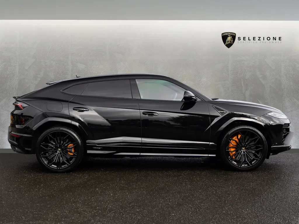 Lamborghini Urus SE, 3/10