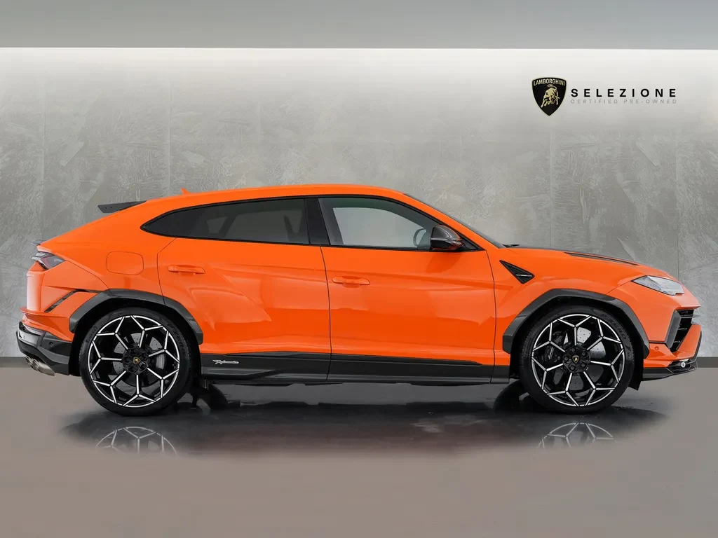 Lamborghini Urus Performante, 2/10