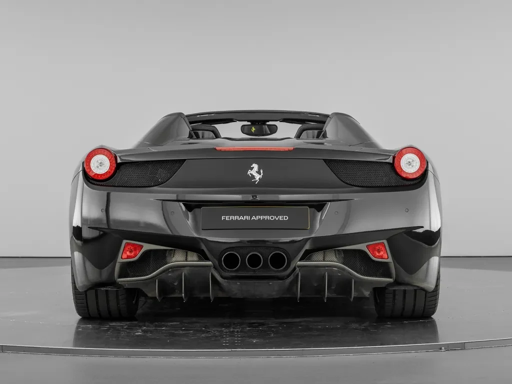 Ferrari 458 Spider, 3/10