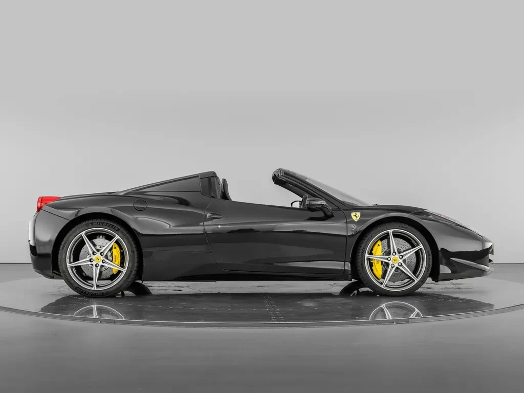 Ferrari 458 Spider, 5/10