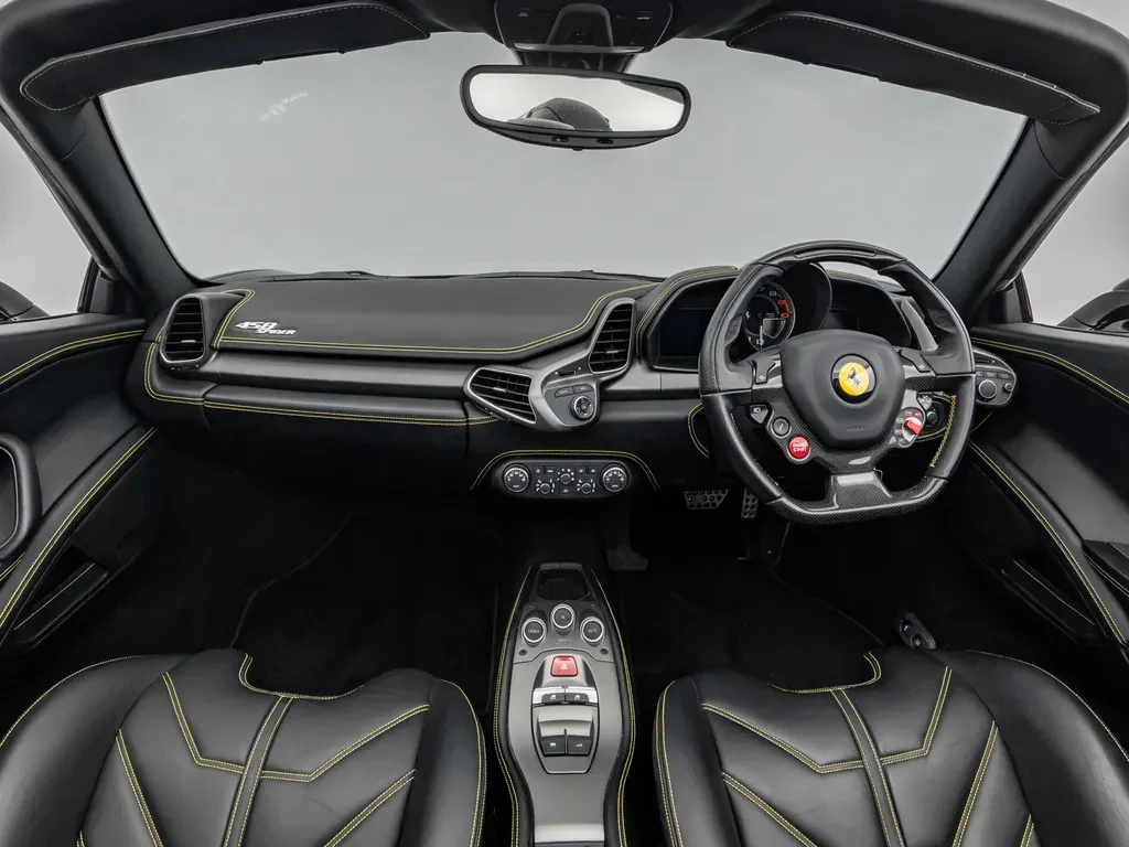 Ferrari 458 Spider, 9/10