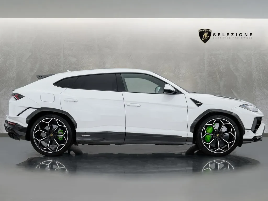 Lamborghini Urus Performante, 2/10