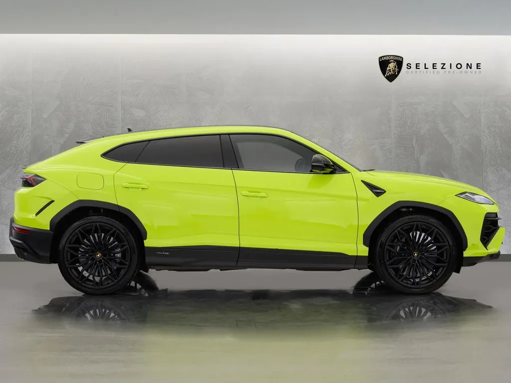 Lamborghini Urus SE, 2/10