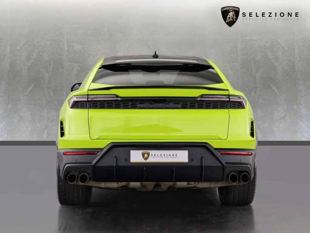 Lamborghini Urus SE, 4/10