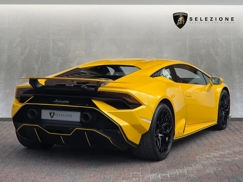 Lamborghini Huracán Tecnica, 3/10