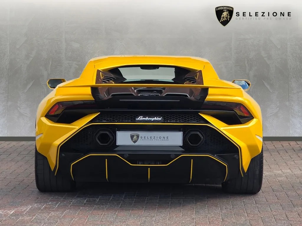 Lamborghini Huracán Tecnica, 4/10