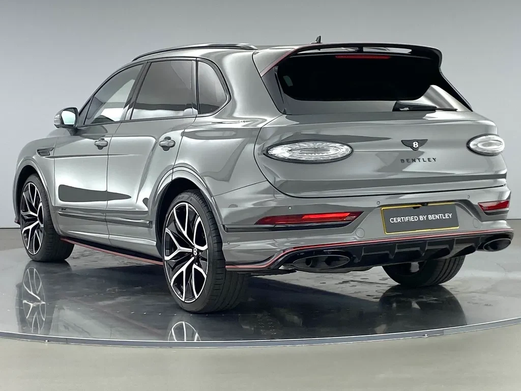 Bentley Bentayga, 5/10