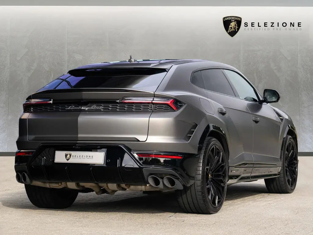 Lamborghini Urus SE, 3/10