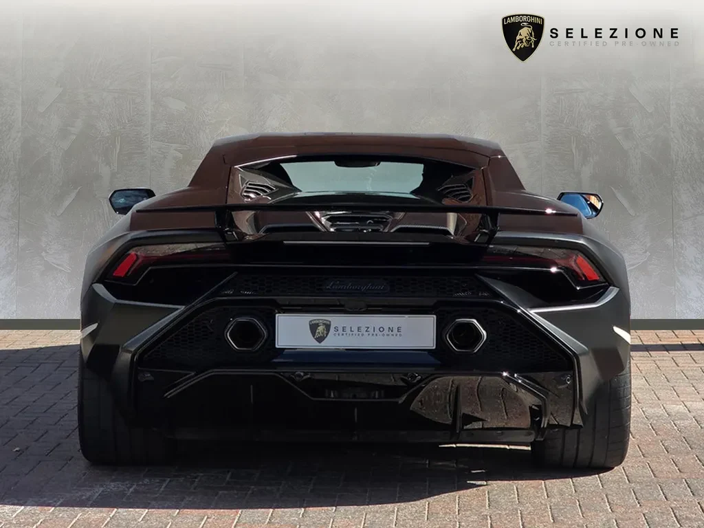 Lamborghini Huracán Tecnica, 4/10