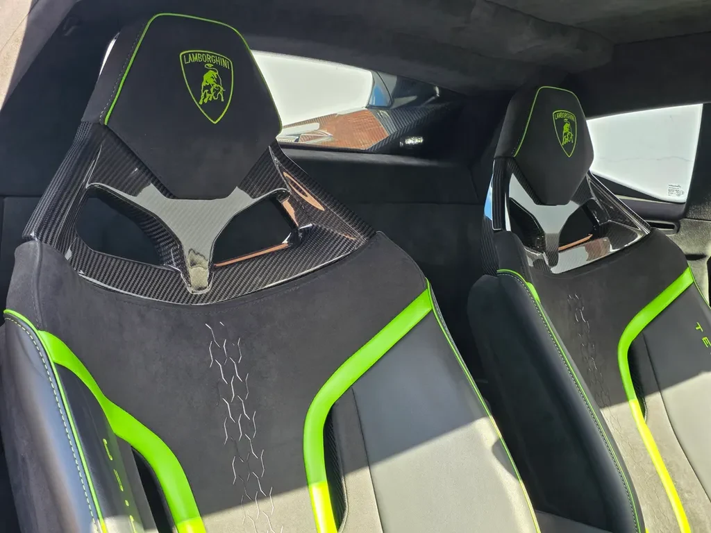 Lamborghini Huracán Tecnica, 8/10
