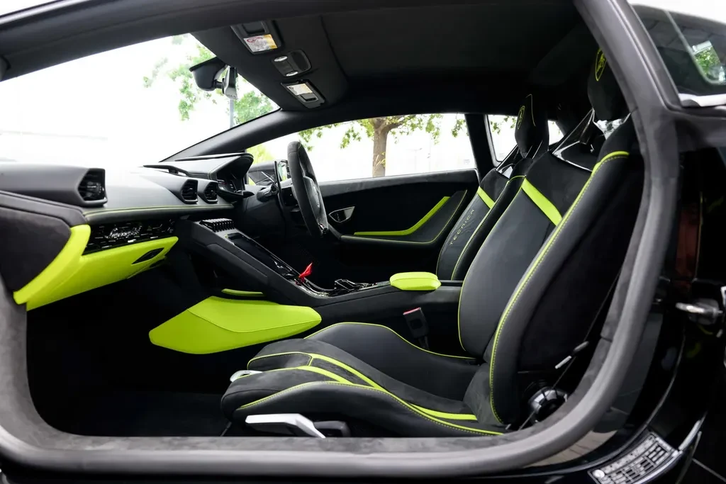 Lamborghini Huracán Tecnica, 6/10