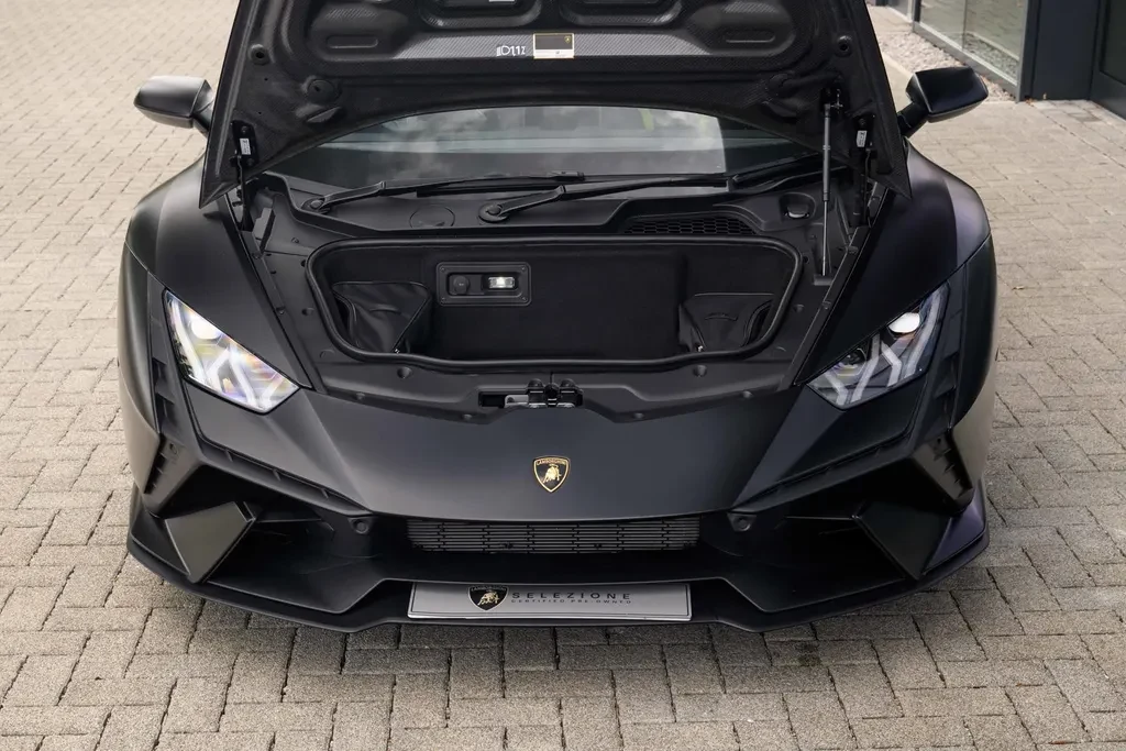 Lamborghini Huracán Tecnica, 10/10