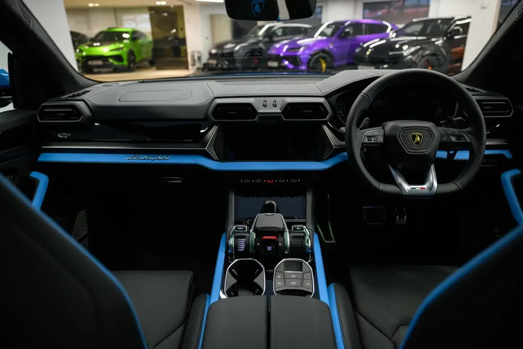 Lamborghini Urus SE, 10/10