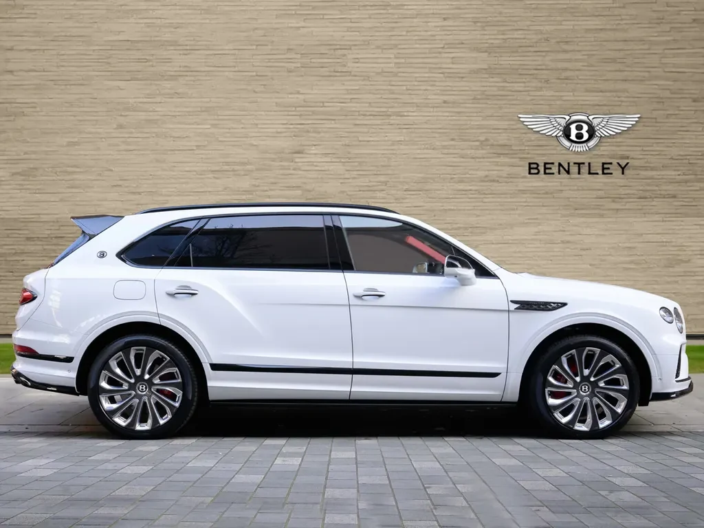 Bentley Bentayga, 5/10