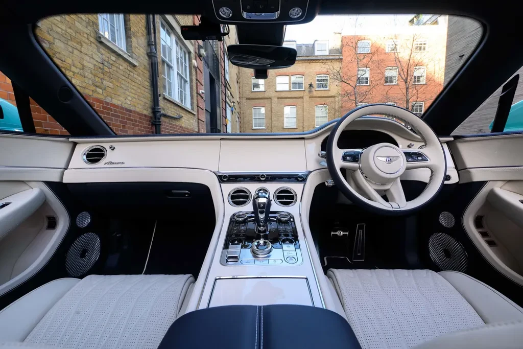 Bentley Continental GTC, 4/10